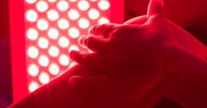 Enhance your treatment: Red Light Therapy